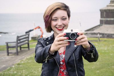 Student Hacks 1960s Diana Film Camera for the Digital Age!