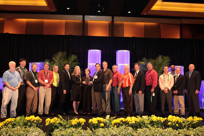 The CITGO Pipelines and Terminals team accepts the 2014 ILTA Platinum Award for Performance Excellence in 2013.