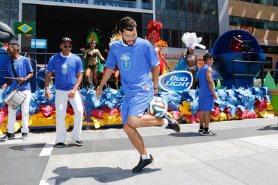 Los Angeles, June 17, 2014 -The Fútbol Kings helped Bud Light announce the donation of a university scholarship to the Hispanic Scholarship Fund for each goal scored during the 2014 FIFA World Cup', up to $250,000.