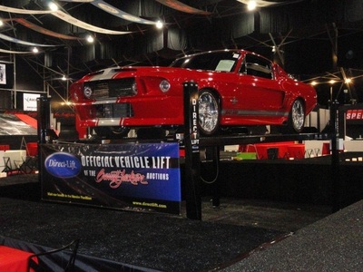 Let Direct Lift® Help You Find the Right Vehicle Lift at Summer Events