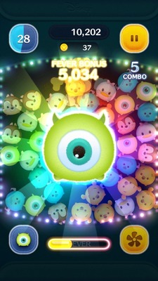 Spurred by the success in Japan, the English version of LINE: Disney Tsum Tsum was released globally with a focus on western markets, such as the U.S., as well as East Asian markets.