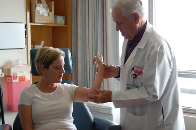 Lori Madsen, a San Francisco area school teacher, recently scraped her arm and developed necrotizing fasciitis.  Dr. John Crew of Seton Medical Center in Daly City, California successfully treated Lori's arm with a combination of NeutroPhase, a wound cleanser, and surgery.