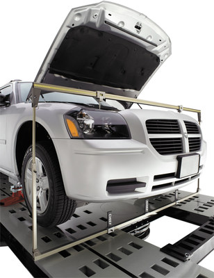Measure an Entire Vehicle for Better Repairs with New Chief LaserLock™ Upper Body Bar