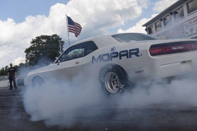 Mopar Previews 2015 Dodge Challenger Drag Pak Test Vehicle