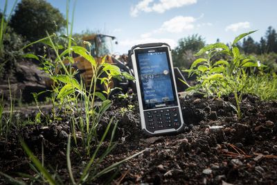 Handheld Launches the NAUTIZ X8 - a New Ultra-Rugged Field PDA with Superior Screen Size and Sunlight Visibility