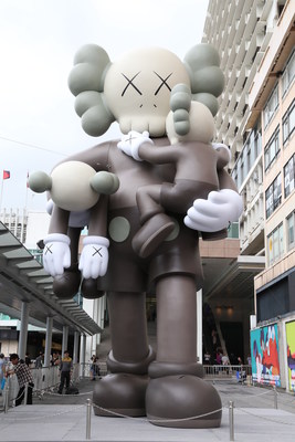 KAWS present his latest sculpture in an exhibition entitled 