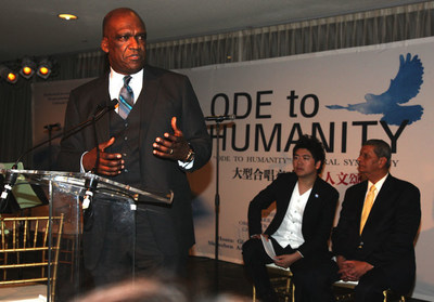 President of the 68th Session of the UN General Assembly and Honorary Chairman of the Global Sustainable Development Foundation Dr. John Ashe delivered a speech before the performance; second from the right is United Nations' Messenger of Peace Lang Lang