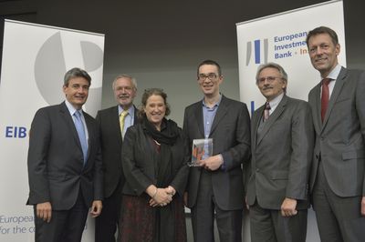 Excellence in Economic Research: EIB Prize Awarded to John Van Reenen and Nicholas Bloom for Their Outstanding Applied Research on Innovation, Management and Competition