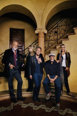FLEETWOOD MAC EXTENDS ON WITH THE SHOW TOUR