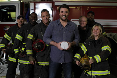 Grammy-nominated singer Chris Young and Kidde have partnered to shine a ‘Spotlight on Fire Safety.’ Filmed on location with the Nashville (TN) fire department, the ads feature the Country Music chart-topper and highlight how Kidde’s Worry-Free 10-year sealed-battery alarms help provide peace of mind. (Photo Credit: Big Chief Entertainment)