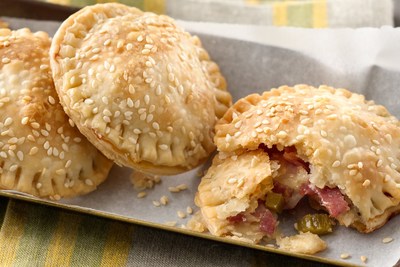 Muffuletta Mini Pies, an original recipe by MaryJo Watkins of Scottsdale, Ariz., won the GE Imagination At Work Award at the 47th Pillsbury Bake-Off(R) Contest in Nashville, Tenn. on November 3, 2014. Go to www.bakeoff.com to view this and all prize winning recipes from the contest. Watkins' prize is $5,000 in GE kitchen appliances.