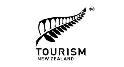 Trans-Tasman Cricketing Rivalry Taken to New Heights on Auckland Harbour Bridge