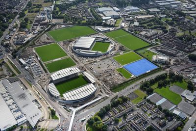 Nuevos campos Desso en la Manchester City Football Academy