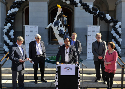 got milk? CowParade Comes To California. Celebrity Jaleel White launches nation's largest public art exhibition celebrating California dairy industry and benefiting educational nonprofits.