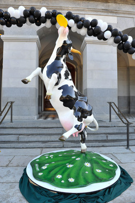 got milk? presents the California CowParade, the world's largest public arts installation featuring larger-than-life colorful cow art exhibits that will promote art, education and celebrate the California dairy industry.