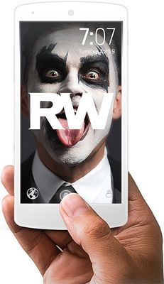 In Cooperation With Picture Screening App wSwipe: Win an Exclusive Meet &amp; Greet With Robbie Williams During his Tel Aviv Concert on 2nd May 2015