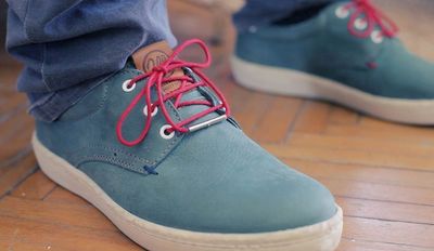 A Fresh Pace to Reduce CO2 in the Footwear Industry: UNDO Laces