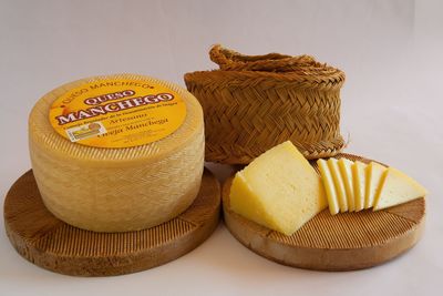 How to Spot Fake Manchego Cheese