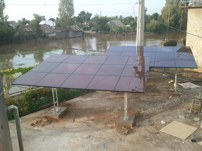 Set up solar pump system for clean water projects in Mekong Delta of Grundfos.