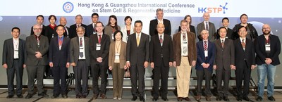 The Hon. CY Leung, The Chief Executive of HKSAR (in the middle); The Hon. Fanny Law, GBS, JP, Chairperson of HKSTP (6th to the left) and Allen Ma, CEO of HKSTP (2nd to the right) take photo with the worlds renowned scientists in regenerative medicine and stem cell technology.