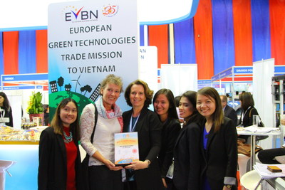 The EU Pavilion won the most attractive booth at RE & EE Vietnam 2015
