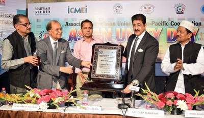 Asian Unity Award for Sandeep Marwah on Asian Unity Day