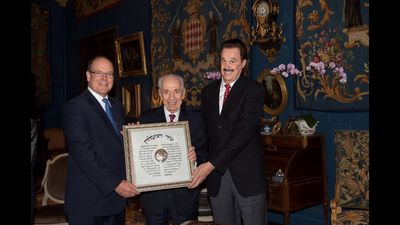 El Príncipe Alberto II de Mónaco, distinguido con el Premio Friend of Zion de Shimon Peres