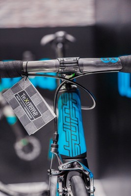 SwiftCarbon Unveils Lightweight Frame Reinforced by TeXtreme®
