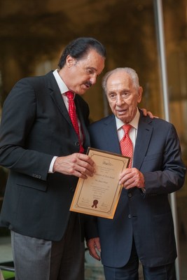 Remembering Shimon Peres, International Chairman, Friends of Zion (FOZ) Museum, Upon His Passing