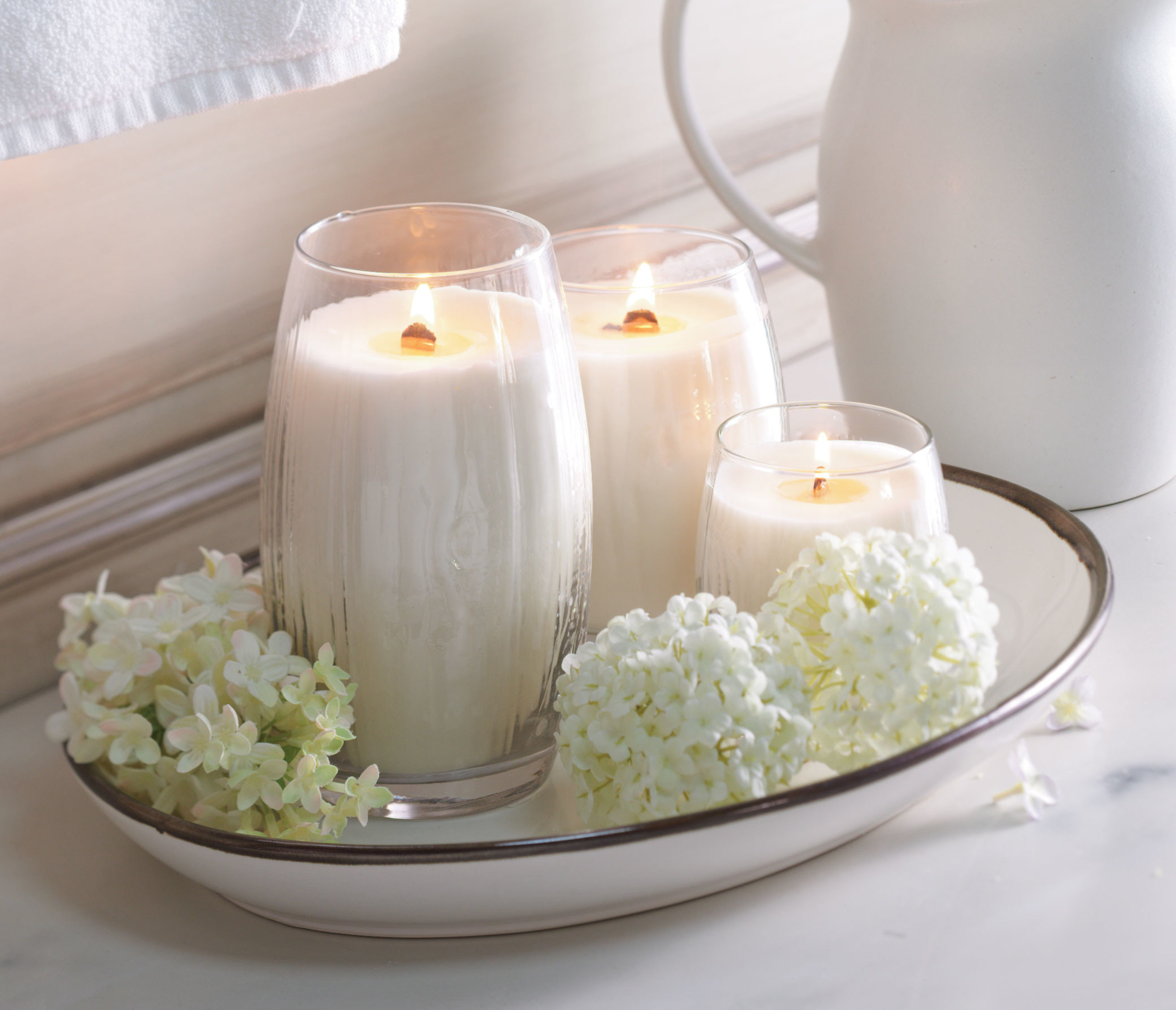 Heavenly sweet and luxurious, Whisper is one of five new spring fragrances in Yankee Candle's Pure Radiance line.