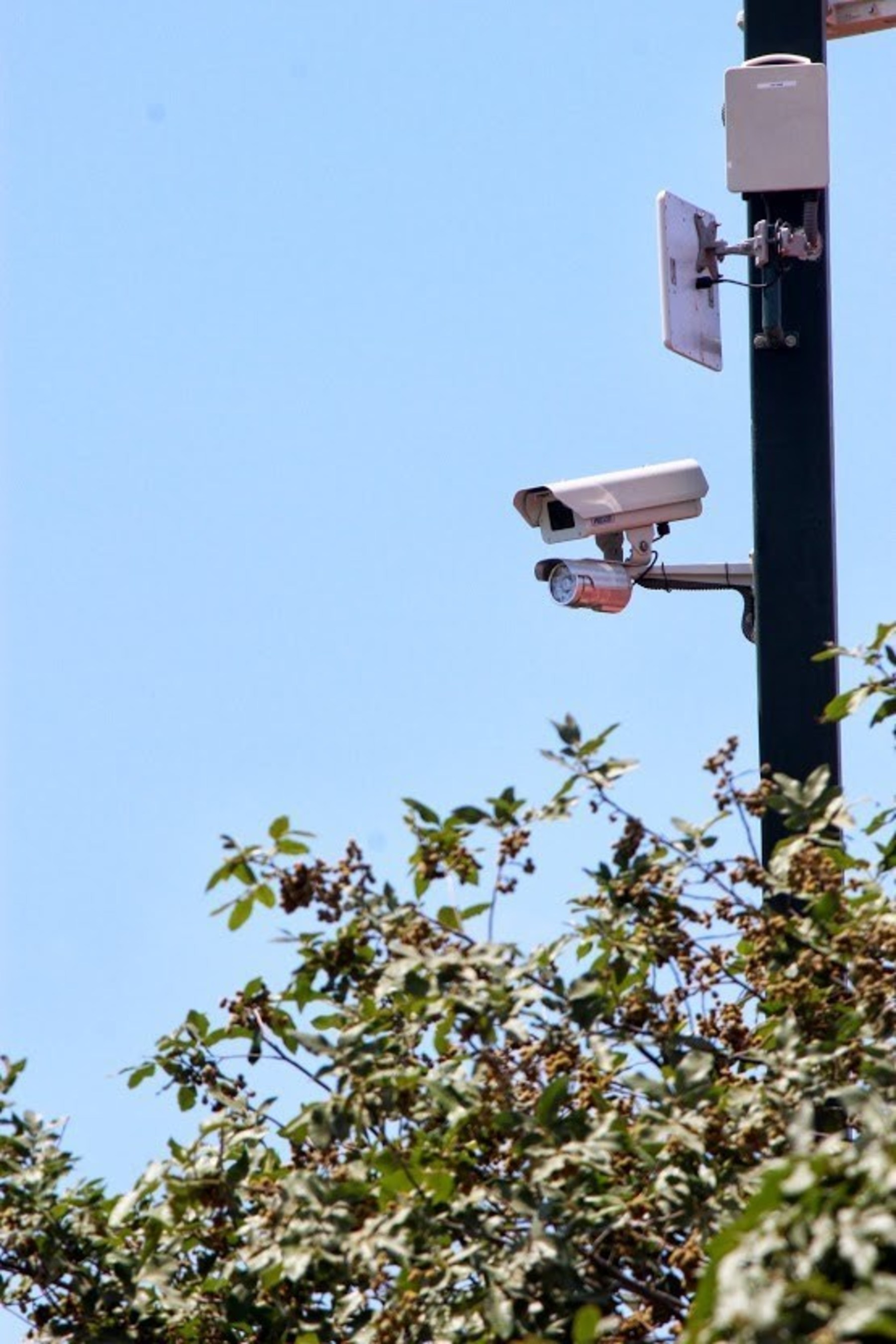 RADWIN PtP transmit high-quality video from public areas to police headquarters