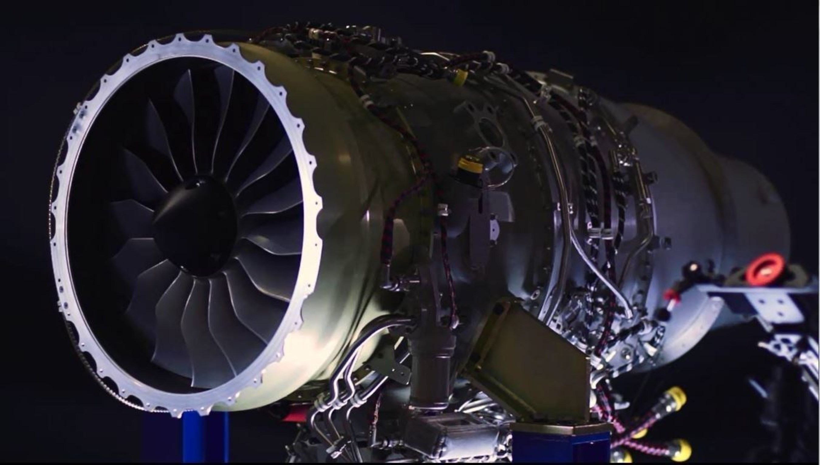 GE Honda Aero Engines HF120 Turbofan