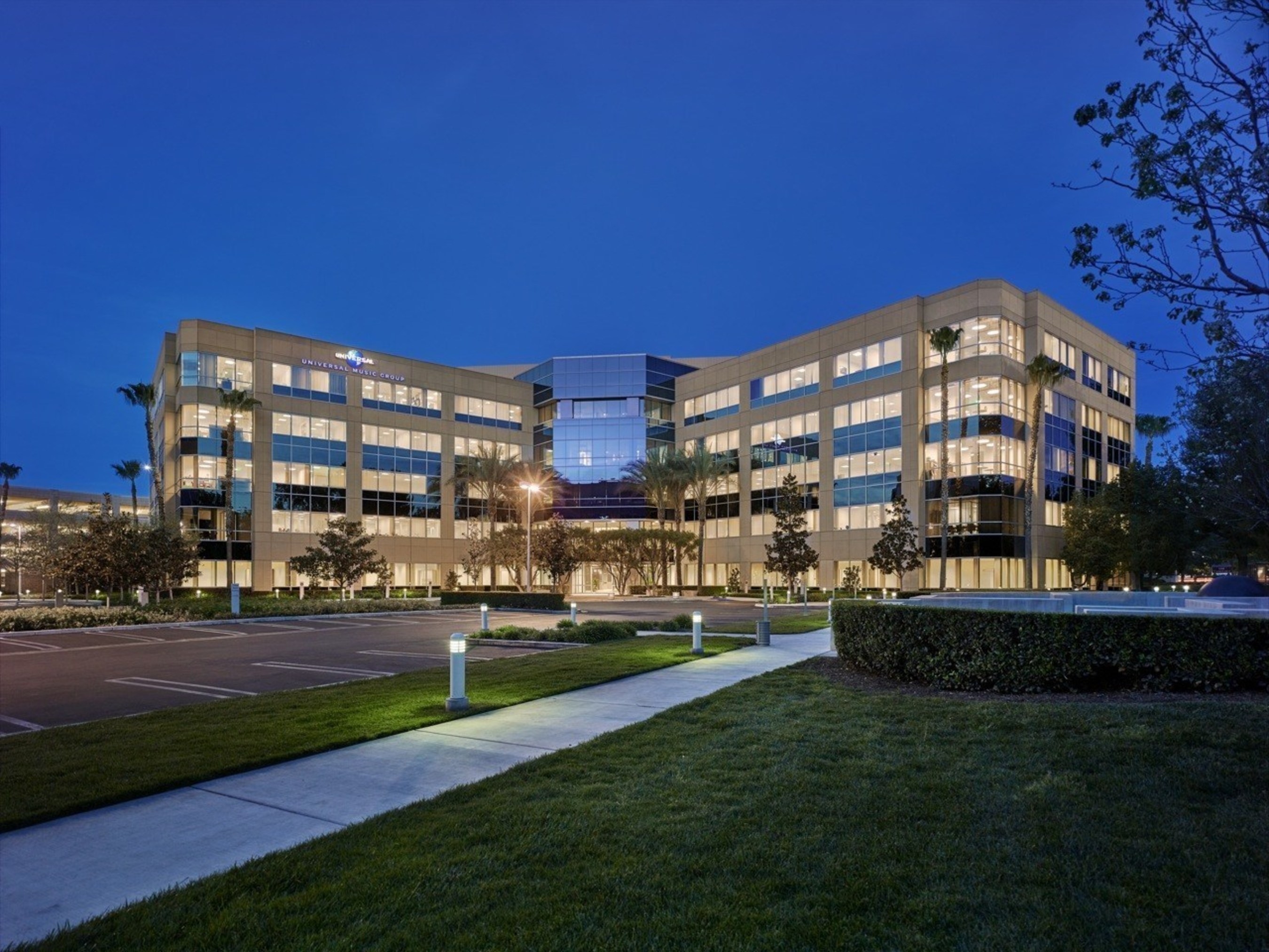 Universal Music Group's offices in Woodland Hills, Calif. using Daintree Networks ControlScope(R) wireless control solution.
