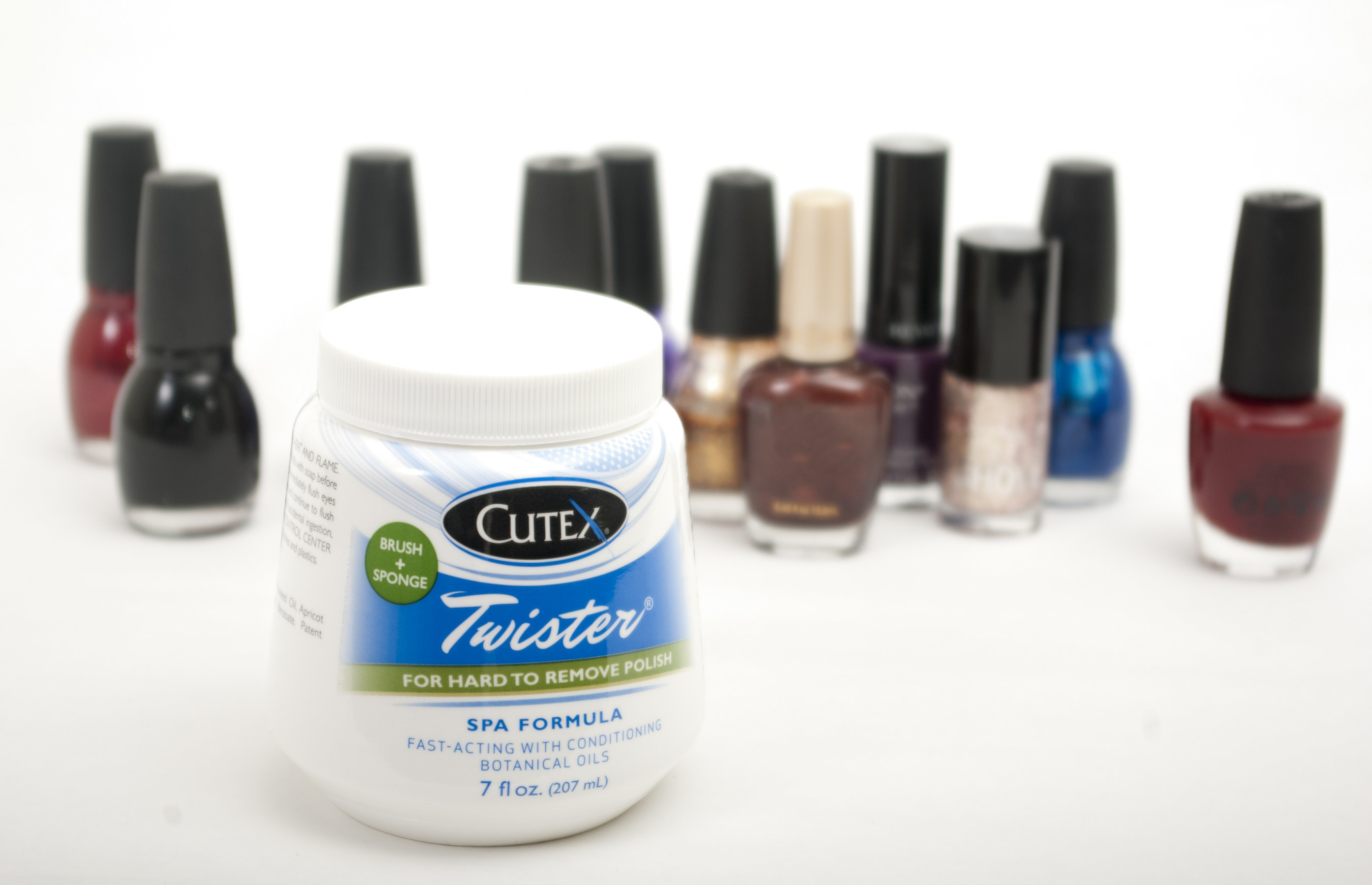 Twister is the perfect solution for nail polish users who are frustrated with the mess and hassle of using multiple cotton balls or tissues to remove dark and glitter nail polish.
