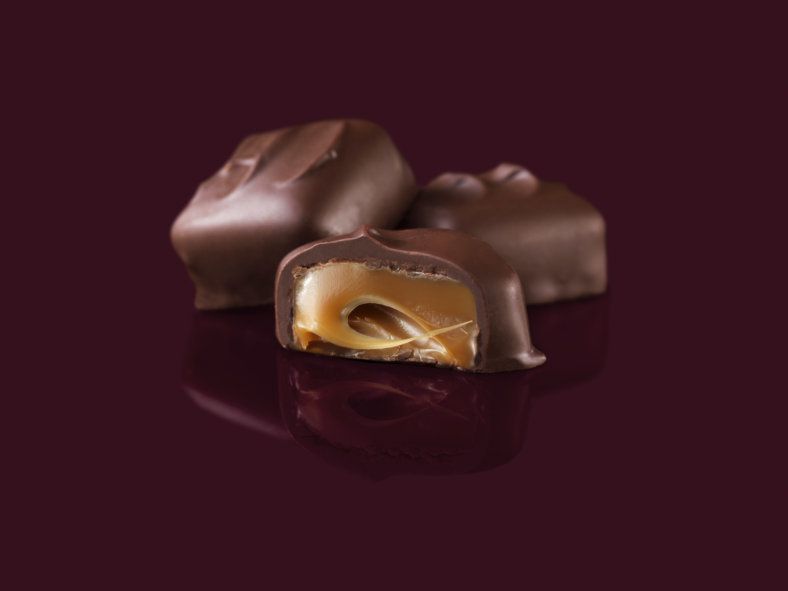 The perfect marriage of delicious HERSHEY'S chocolate with smooth, creamy caramel that makes every day feel a little fancy.