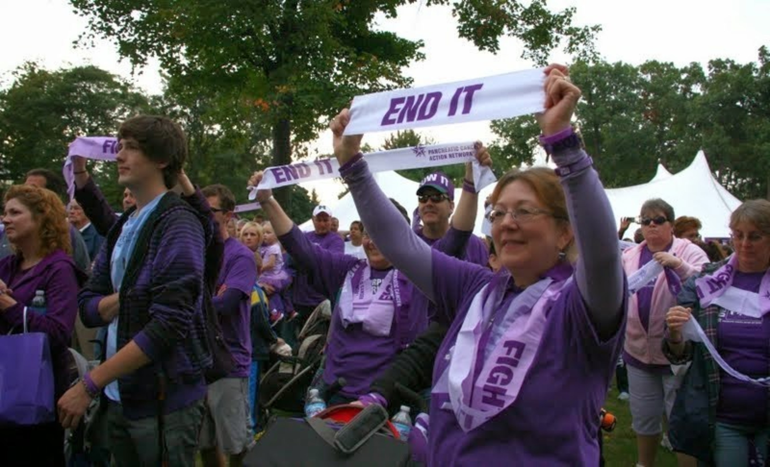Previous years PurpleStride Detroit event participants raising awareness about pancreatic cancer