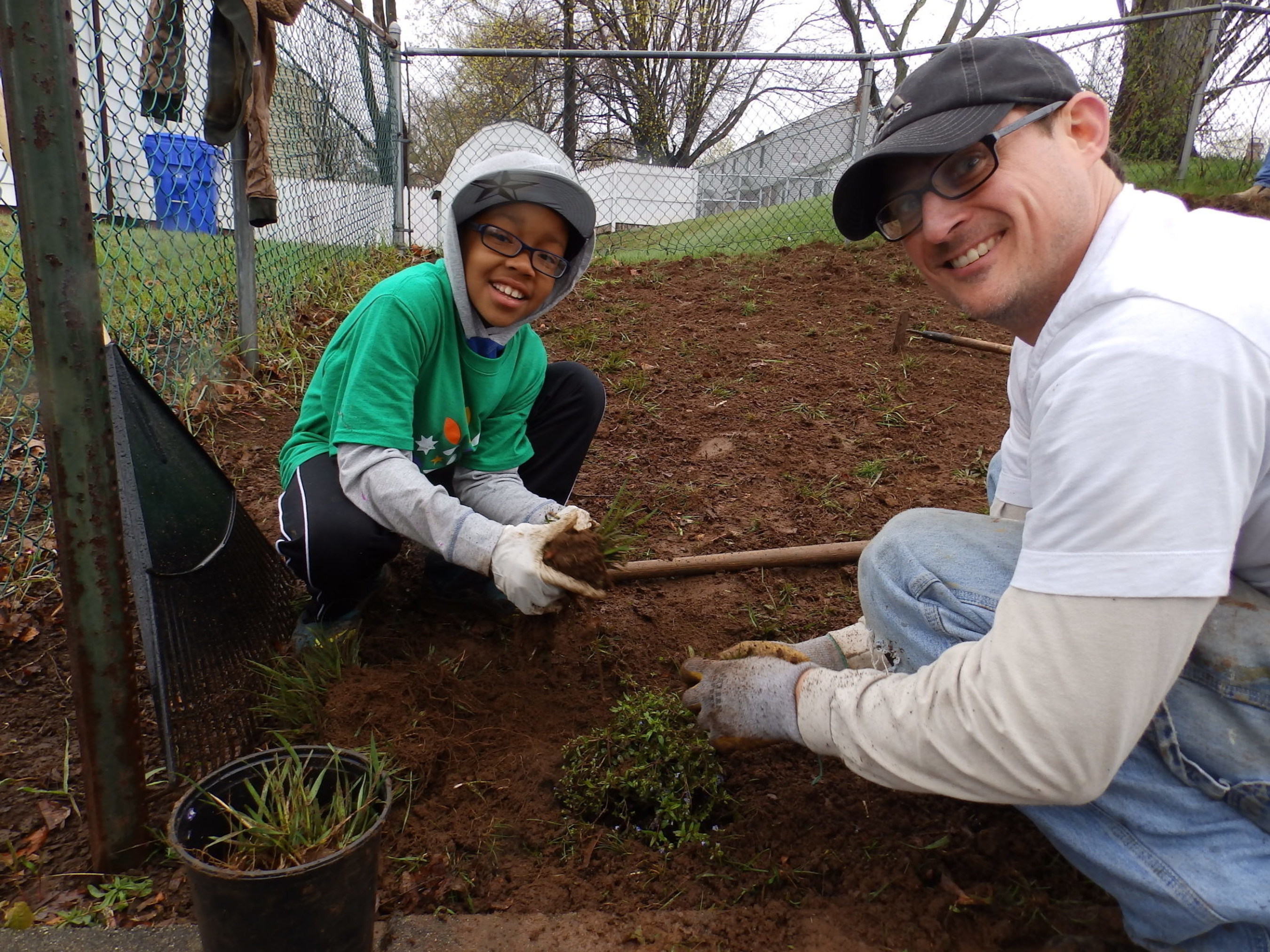 More than 650 local Comcast NBCUniversal employees and their families, friends and community partners will "make change happen" at nine sites throughout Connecticut on April 25th.