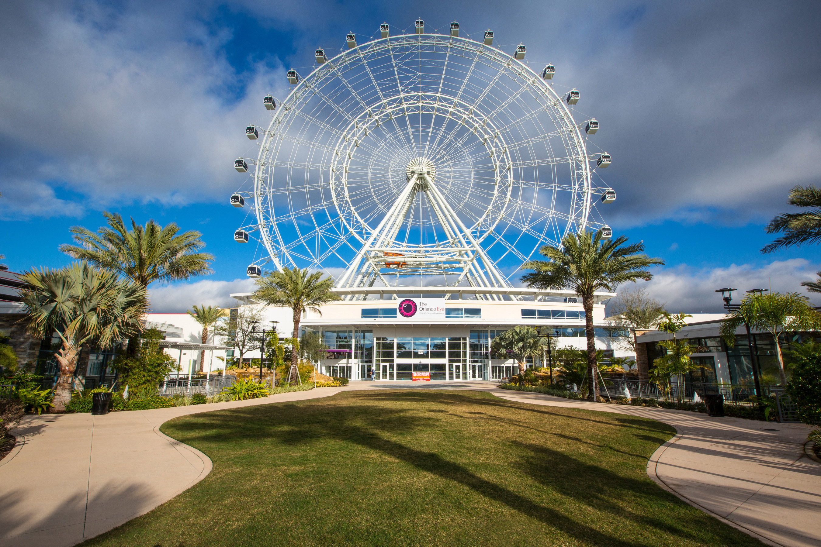 The 400-foot-tall Orlando Eye stands at the center of I-drive 360.