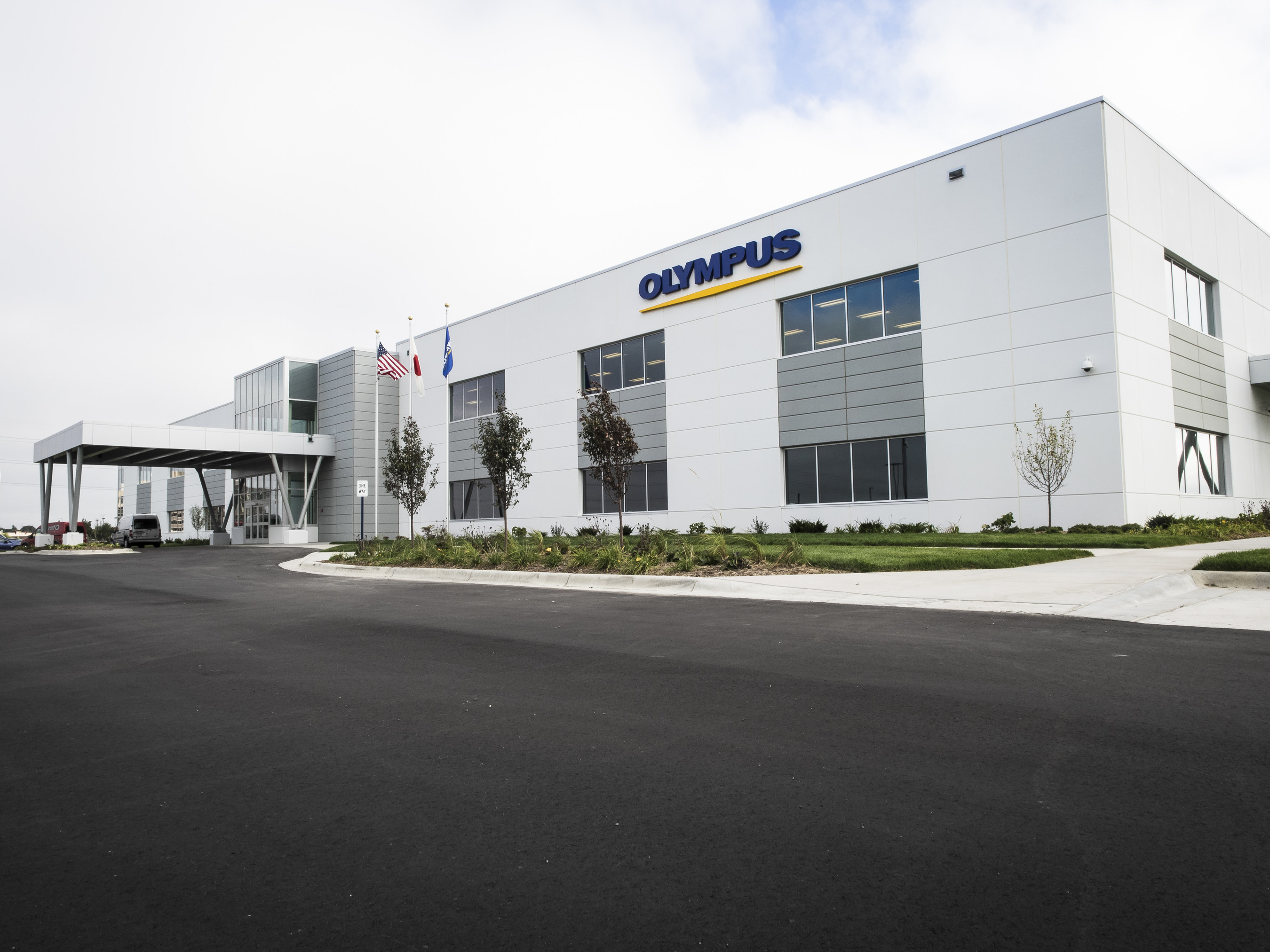 Olympus' new Surgical Innovation Center, located in Brooklyn Park, MN, encompasses more than 180,000 square-feet and is a hub for R&D, manufacturing and training of sophisticated, minimally invasive surgical equipment.