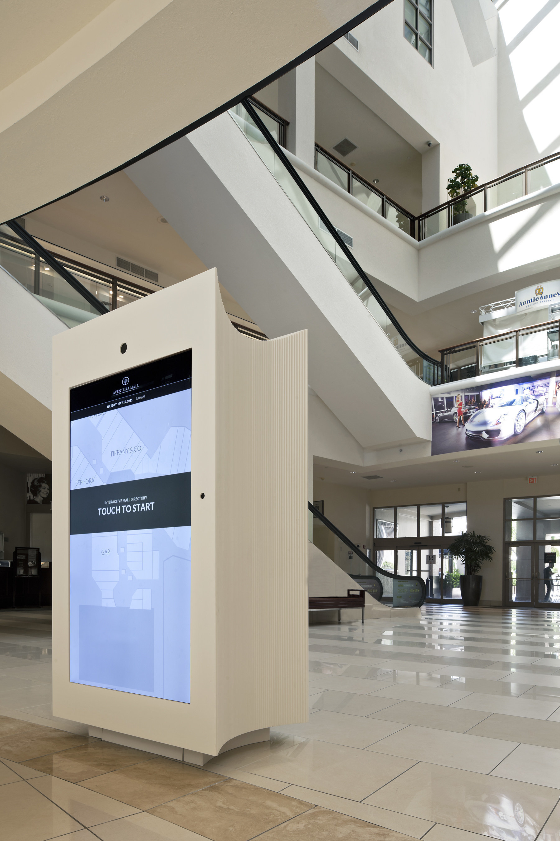 Aventura Mall's New Digital Directories Merge Art, Architecture And  Industry-Leading Technology