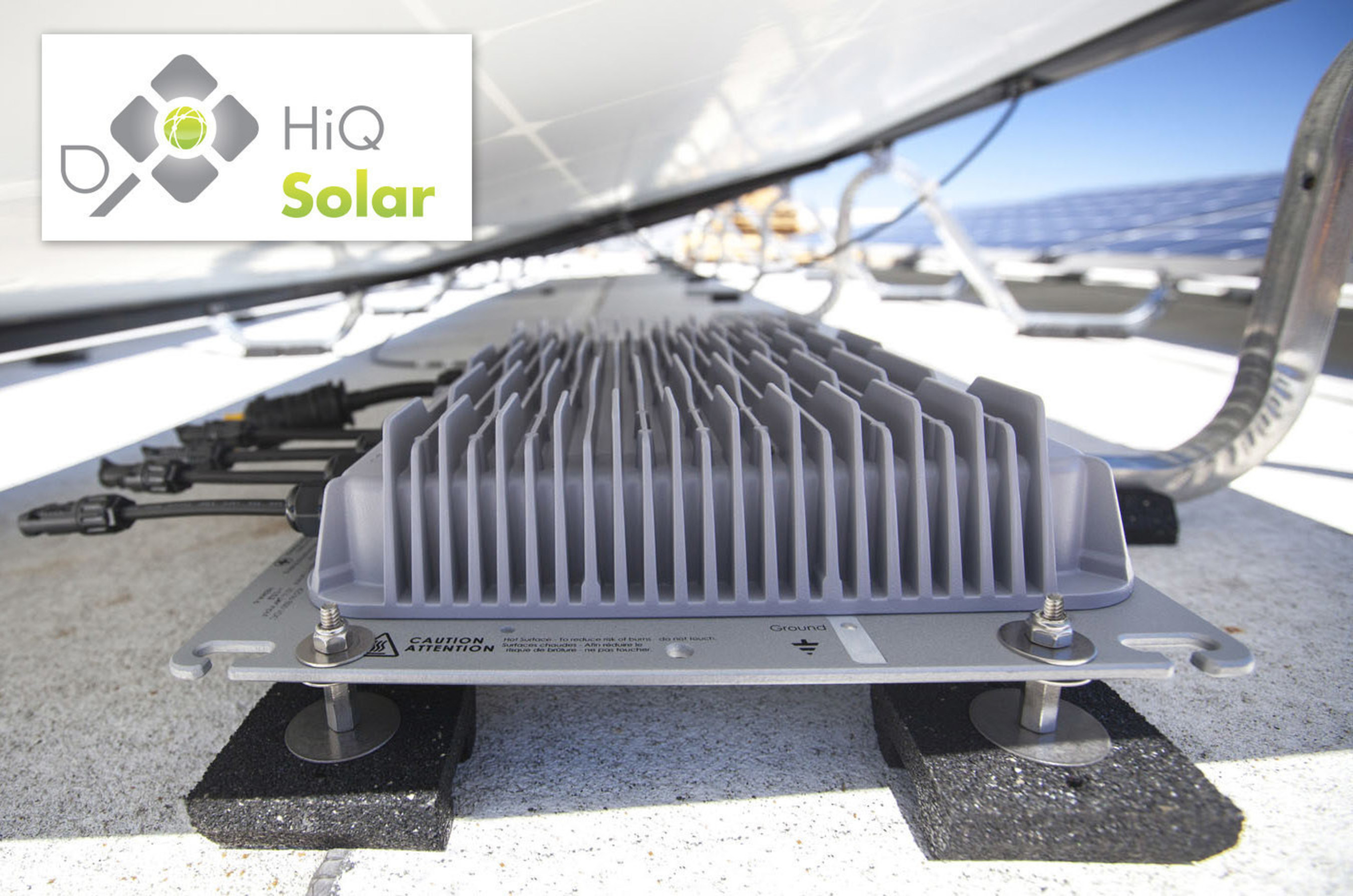 HiQ Solar TrueString inverter with ballast mounting solution MNT-TS1-01