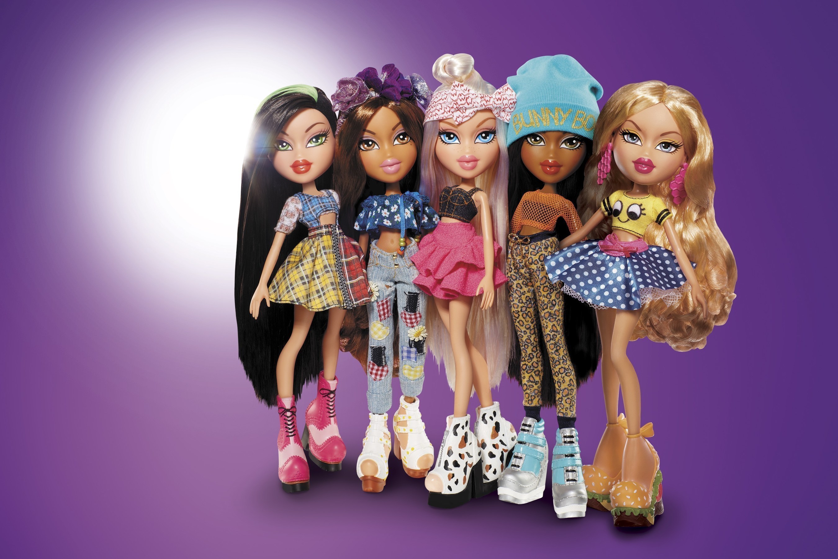 Bratz Returns With A New Look And Digital Content That Embody The Modern Day Girl
