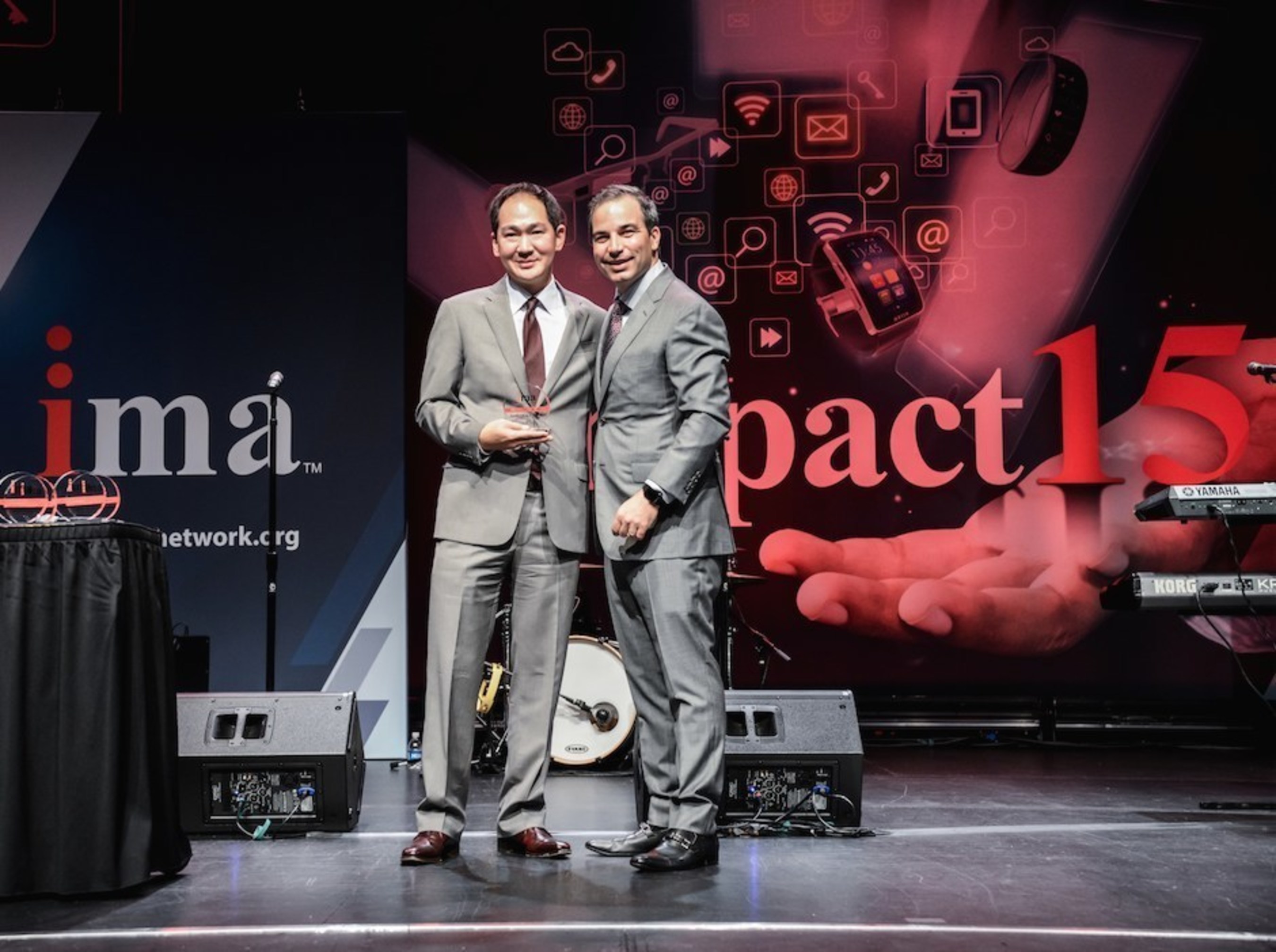 Evite CEO Victor Cho Named Internet Person of the Year at the Internet Marketing Association's 2015 IMPACT Awards