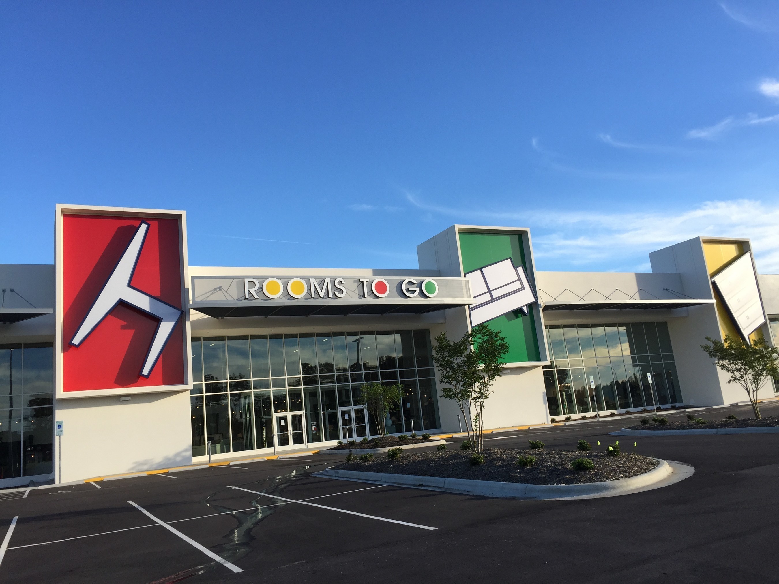 Rooms To Go Opens The Largest Furniture Complex In The Southeast