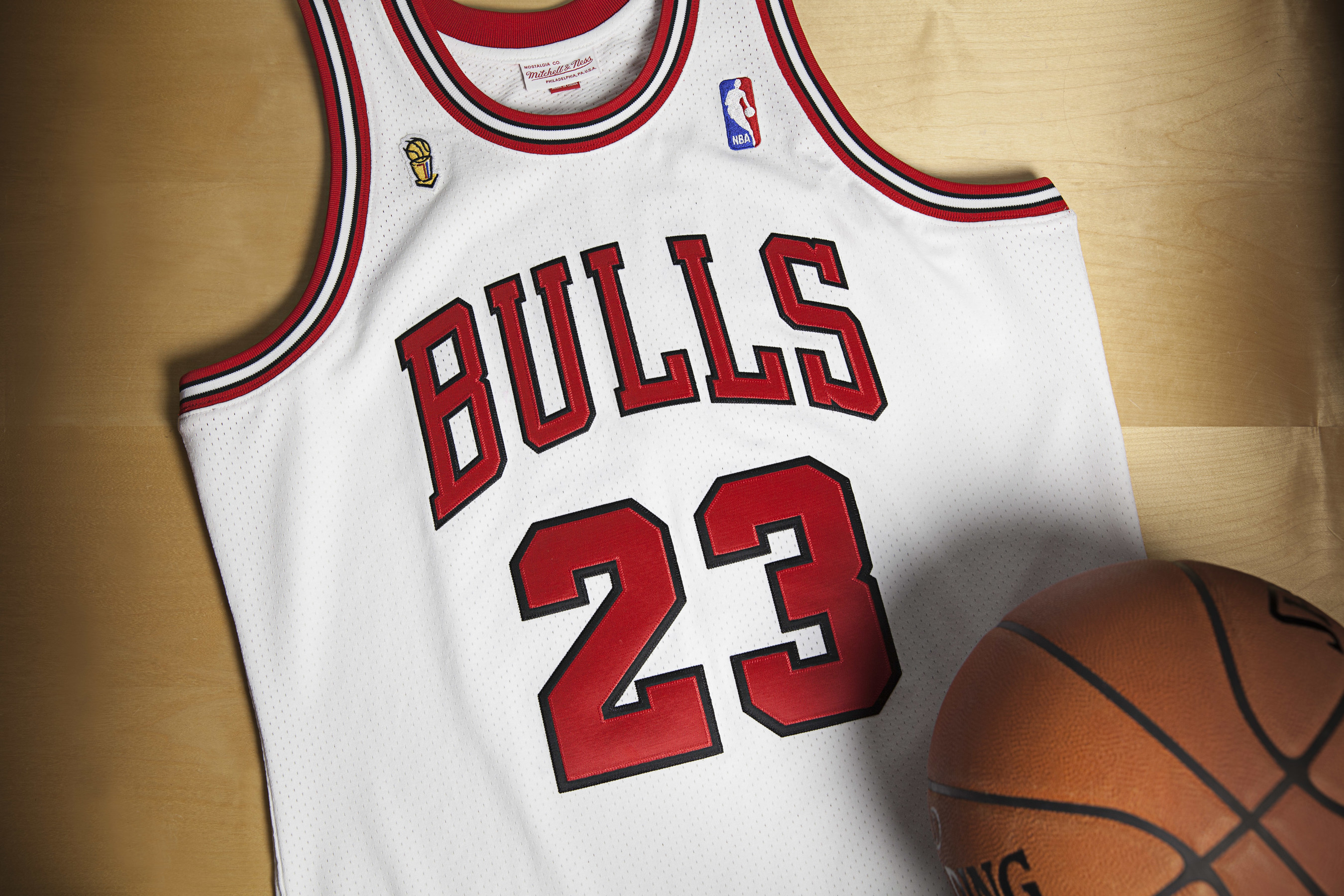 Sickness Adventurer Emulation Mitchell & Ness Releases 1995-96 Michael Jordan '72-10' Season Chicago  Bulls Authentic Home Championship Jersey