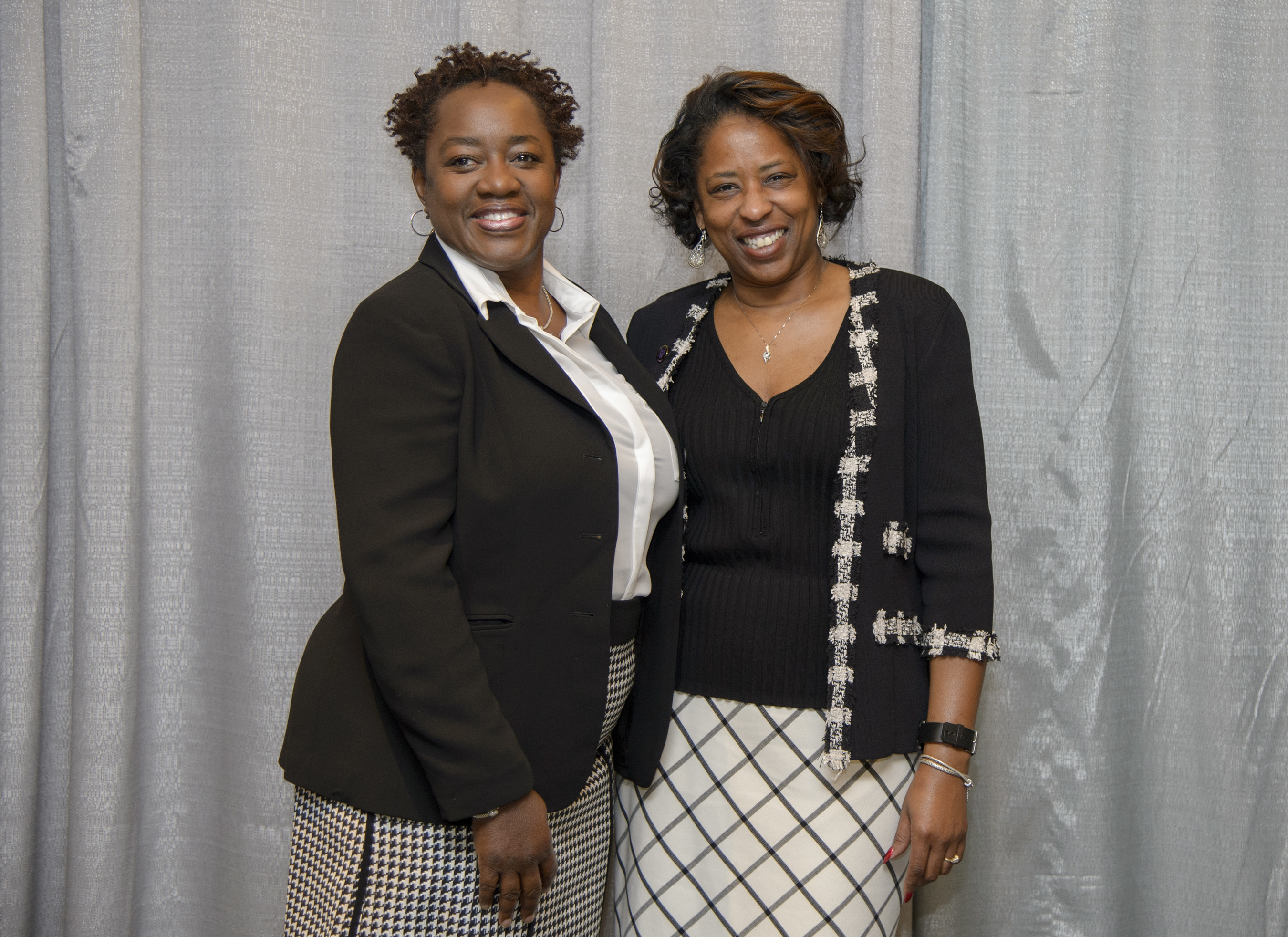 Two Meritor employees were recognized with 2015 Women of Color STEM (science, technology, engineering and mathematics) awards Oct. 16. Linda Taliaferro (left), vice president, Quality, earned a Special Recognition Award for her dedicated service in advancing technology and science. Sonya Moore, program manager, received a Technology Rising Star Award for helping to shape future technologies. Photo credit: Nancy Jo Brown/106FOTO