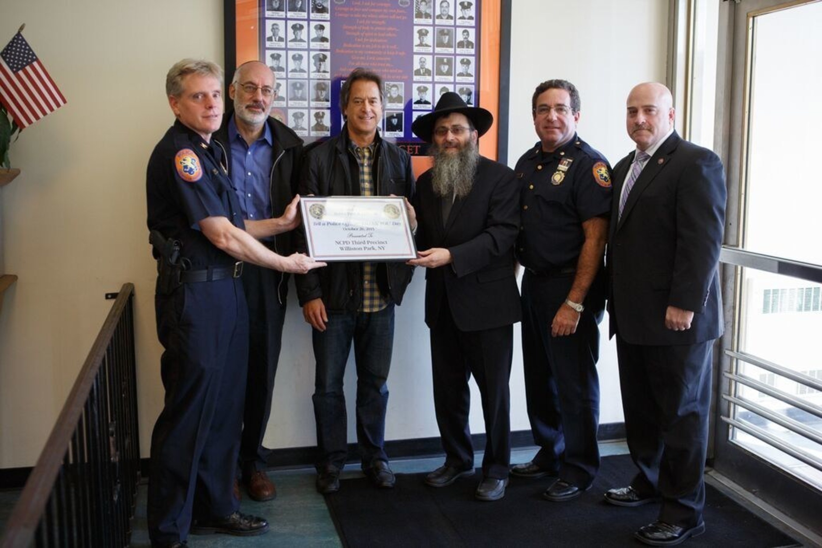 Rabbi Perl & friends journeyed to all the Nassau County Long Island Police Precincts to show appreciation and recognition to all police officers in a special 'Thank You Day'