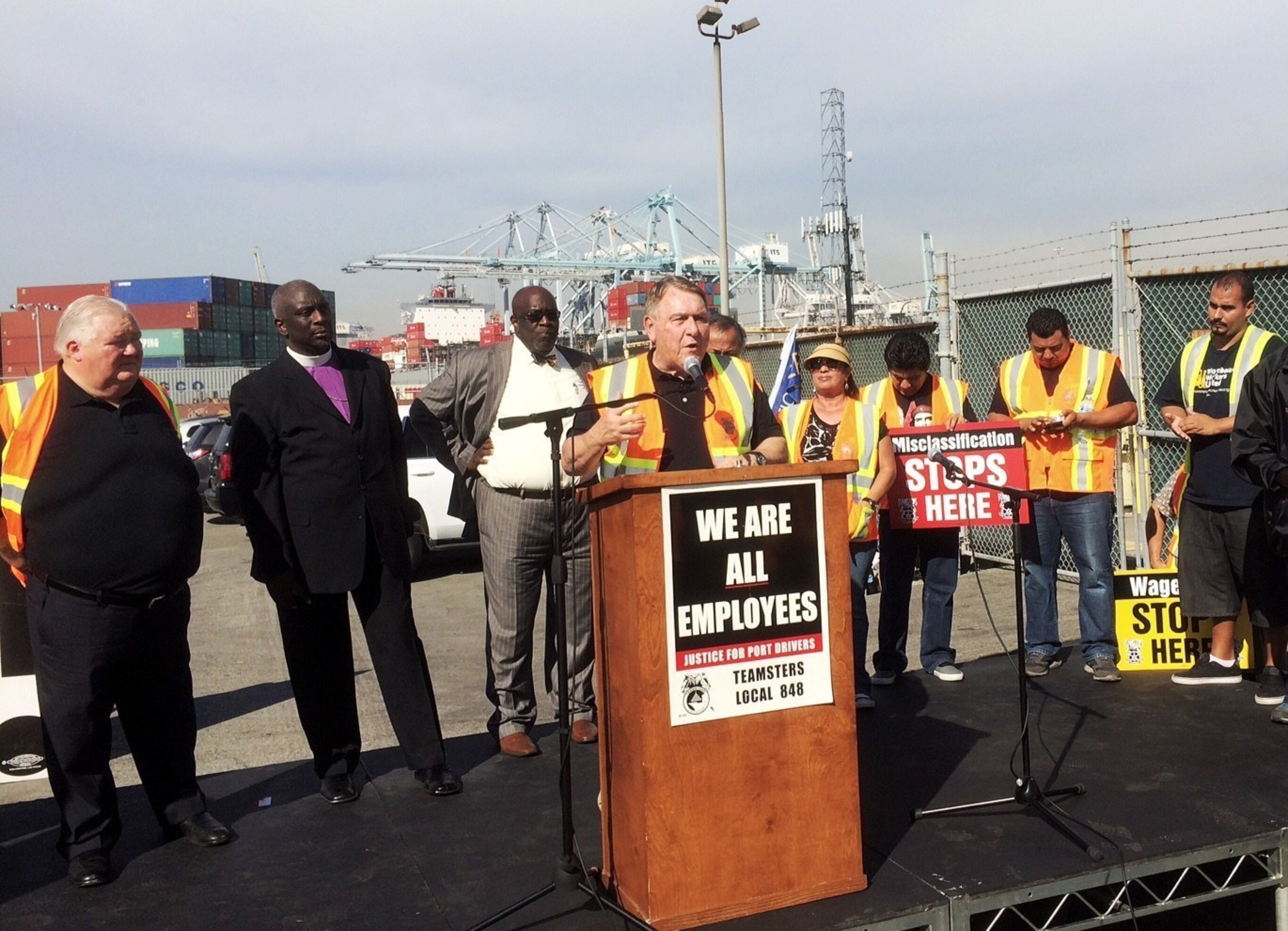 Teamsters General President Jim Hoffa Joins Port Strike in Long Beach