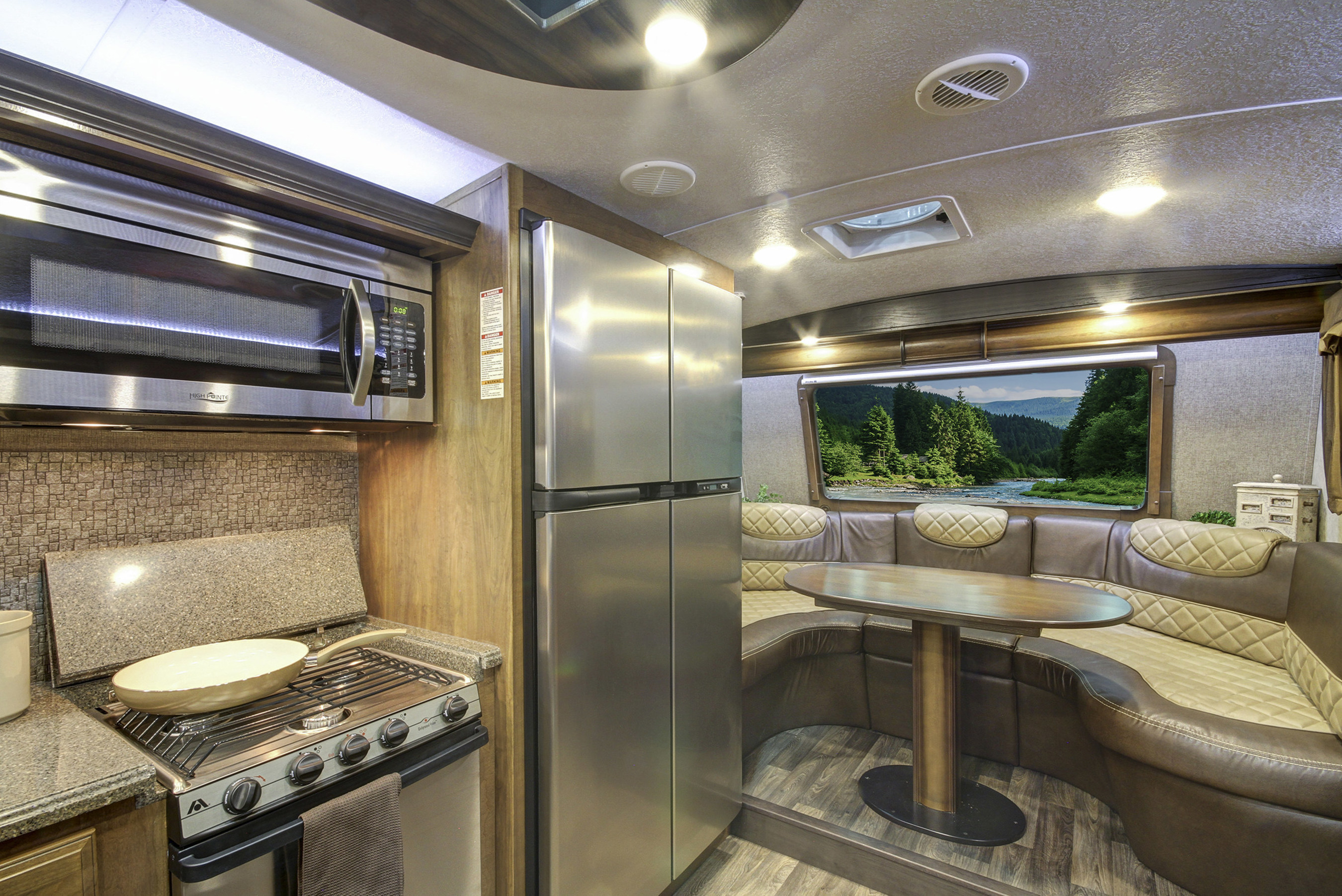 Keystones One Of A Kind Front Kitchen Montana Named 2016 RV Of The Year To Be Featured On National TV