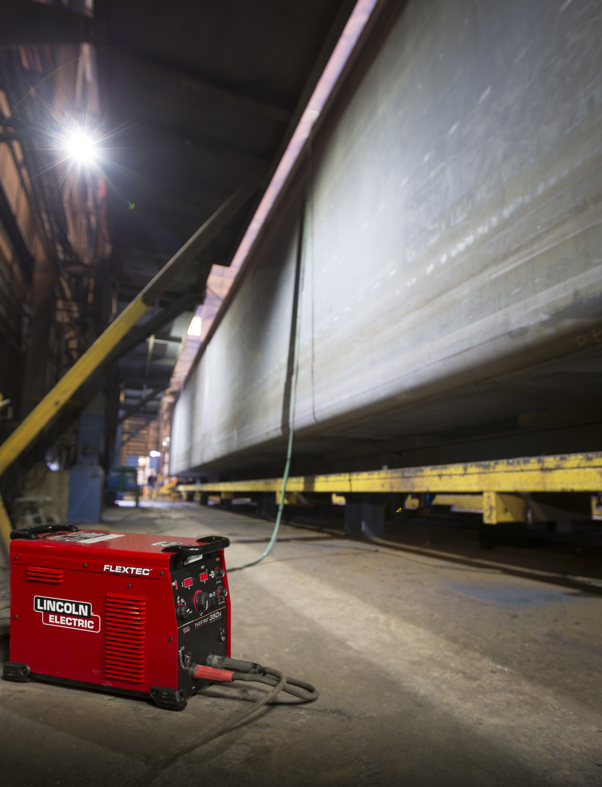 pasión Pase para saber Analítico Lincoln Electric's New Flextec® 350X and LN-25X Feature CrossLinc™  Technology to Make Life Easier for Job-Site Welders